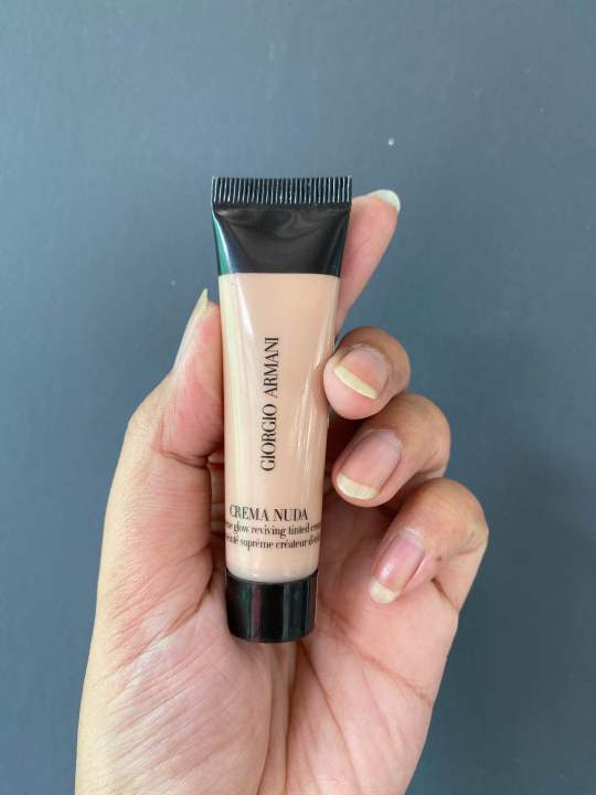 Armani CREMA NUDA Supreme Glow Reviving Tinted Moisturizer