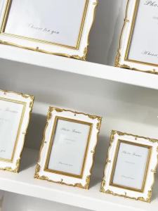 1PC Khung Ảnh Khắc Chữ Platinum Phong Cách Châu Âu Chất Liệu Nhựa Kiểu Dáng Hiện Đại Để Bàn & Treo Tường