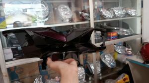 Batok kepala depan beat karbu hitam: Suku cadang motor bekas