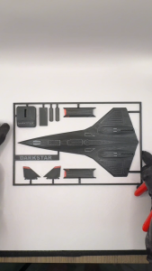 Mô hình kit lắp ráp máy bay Darkstar