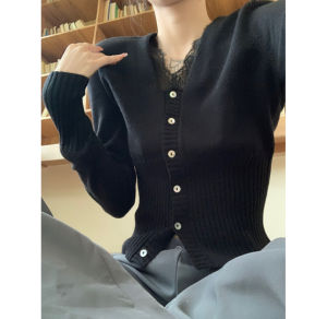 YUEZHONGWEI | French V-neck Lace Spliced Pink Sweater
