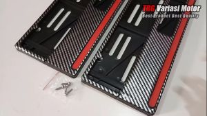 Dudukan Plat Nomor Motor Cover Plat Nomor Motor Motif Carbon Universal
