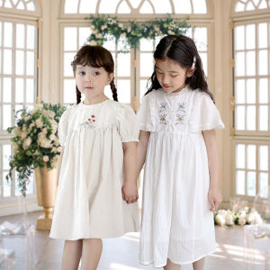 Lontakids ชุดเดรสเจ้าหญิงแขนกว้างสีขาวชุดผ้าฝ้ายสำหรับฤดูร้อนเด็กผู้หญิงเด็กน้อยปักลูกไม้ฉบับภาษาเกาหลีเสื้อผ้าบัพติศมา