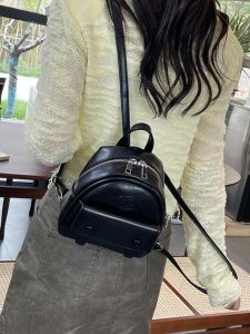 Mini Lightweight Travel Backpack for Women 2024 New Autumn Winter Simple Style Small Bag Leisure Casual Vertical Square Shape