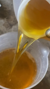 Dầu mè nguyên chất ép lạnhdầu vừng trắng nguyên chất 100% Lạng Sơn bổ sung vitamin ăn dặm cho bé tốt nấu ăn gia đình tốt cho sức khỏe (1000ml)