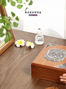 กล่องใส่เครื่องประดับ ไม้สักเก่า กล่องเก็บแหวน สร้อยทอง กล่องไม้ระดับไฮเอนด์ ลายช้าง มีสองสี มีขนาด รายให้ชุดของ และรองรับความเสี่ยงอย่างง่าย