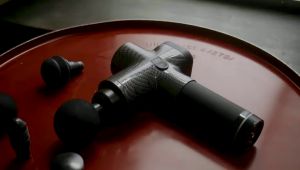 YS【COD】【24H delivery】 Massage Gun Vibrating Body Mini Muscle Electric Massager Relax 4 massage heads Ultra-Quiet Fascial Gun