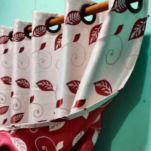 ผ้าม่านตาไก่ หน้าต่างและประตู กันแสง 95​​​-90% ผ้าหนา คุณภาพดี ลายใบไม้ใหญ่