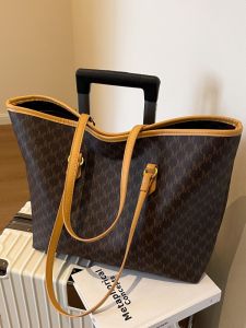 Trendy Large Capacity Commuter Womens Bag Fashionable Tote Shoulder Bag Versatile Casual Handbag Soft PU Leather Bag