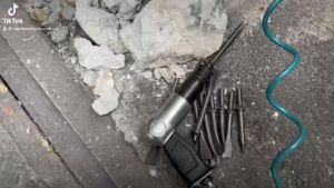 Bộ đục bê tông hơi HYMAIR AT-2020RSG có bán lẻ phụ kiện đục ngắn và dài