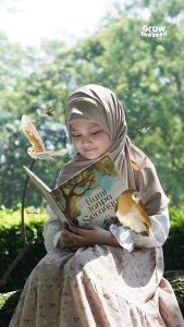 Buku Anak Seri Mengenal Allah - Mengenal Al Khaliq & As Sami: Doa Bua Si Pohon Tua / Bumi Tanpa Serangga by Growtheseed