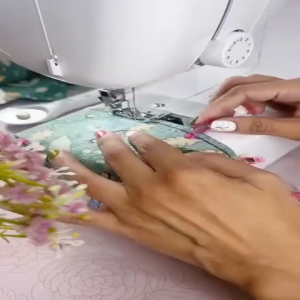 Brother Sewing Machine JV1400 with Built-in Stitches