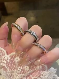 Luxury Rose Gold Rotating 18K Gold Single Rowed Square Zircon Stainless Steel Ring Womens Romantic Wedding Party Jewelry