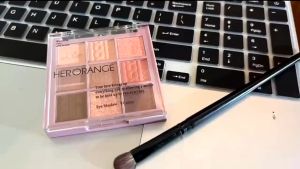 9 Colors HERORANGE Eyeshadow Palette Almond Milk Butter Color Mashed Taro Latte Eyeshadow Palette Makeup