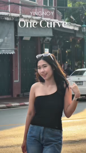 One Curve | เสื้อกล้ามคอเบี่ยง ผ้าร่องเนื้อนุ่มพิเศษ ดีไซน์โฉบเฉี่ยวไม่เหมือนใคร งานปักกลางอก รวมสี