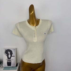 เสื้อสเวตเตอร์ถักคอตั้งแขนสั้นปักลายสไตล์ฝรั่งเศส ผ้าขนสัตว์ผสม เสื้อคลุมกันหนาวทรงสลิมฟิตสำหรับผู้หญิง