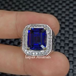 Cincin Batu Permata Vivid Royal Blue Safir Top Luster Kristal Super Mewah