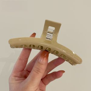 Simple Creamy Letter Hair Claw French Acetate Female Shark Style Hair Accessory Hairpin Updo Hair Styling Hair Ornament