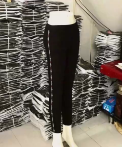 10 CÁI QUẦN DÀI NỮ /BAO ĐỔI TRẢ. TẶNG QUÀ. VẢI CO GIÃN 4 CHIỀU.40 ĐẾN 70KG VỪA