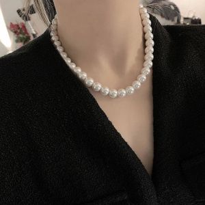 Corinna Pearl necklace mens hip-hop Elegant White Glass Imitation Freshwater Pearl Necklaces aesthetic Jewerly retro fashion brand