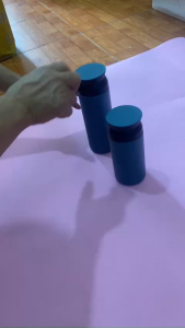 Bình nước cách nhiệt tường đôi bằng thép không gỉ 304 Bình chân không di động phong cách Nhật Bản.