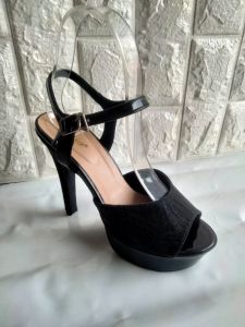 sepatu high heels wanita terbaru tinggi 13cm