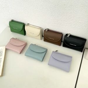 PIYU สไตล์เกาหลีมัลติฟังก์ชั่ผู้หญิงสองพับสั้นกระเป๋าสตางค์หนังที่มีซิปหลายสีให้เลือกสำหรับชายและหญิง