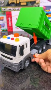 รถของเล่น รถเก็บขยะ รถขยะของเล่นเด็ก จําลองGARBAGE TRUCKขนาดใหญ่ ใส่ถ่าน วิ่งได้ มีเสียง มีไฟ ยกเท เปิดท้ายได้ สินค้าพร้อมส่งจากไทย