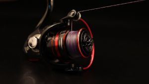 Sougayilang 3 Warna Alat Gulungan Pancing Seri 2000-7000 Rol Logam Bodi Trolling Umpan Ikan Mas Reel Pancing Power Handle Roda Gulungan Pancing