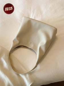 Ladies Red Simple Tote Bag