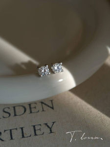 Geometric Pattern & Gold Plated Alloy Ear Studs: A Guide to Commuter Zircon Earrings