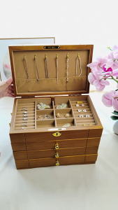 Luxury Jewelry Storage Box with Lock – Large Capacity Antique Chinese Style Organizer for Women