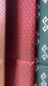 ผ้าไหมรวมหลายลาย รวมลาย ผ้าตัดชุด ผ้าไหมทองกว้าง 1 เมตรยาว 2 หลา ยังไม่เย็บ สำหรับตัดเสื้อ ผ้าเมตร ผ้ารับไหว้