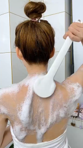 Bàn Chải Cọ Lưng Cao Cấp Chuẩn Nhật – Làm Sạch Toàn Diện Massage Thư Giãn Cảm giác sạch sâu – thư thái mỗi lần tắm cùng bàn chải cọ lưng xuất Nhật GD902-CoMuji