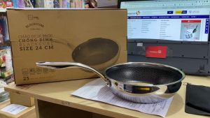 Chảo lẩu 2 quai Inox 304 sâu lòng đáy đúc liền 3 lớp Fivestar Blackcube đường kính 24/26/28cm - Hàng chính hãngbảo hành 5 năm