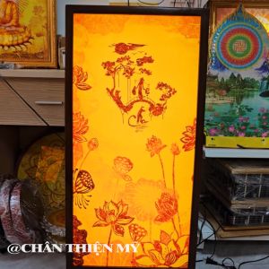 Đèn Hào Quang In Tranh Trúc Chỉ Dọc Chữ Cha Mẹ Trang Trí Phòng Thờ Treo Tường TC-TE-07