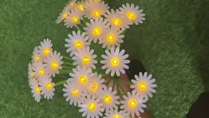 Simulation Daisy Solar Lights LED Flower Decoration for Outdoor Garden Lawn Villa Courtyard Landscape Lighting