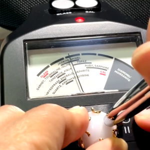 KJ799 จี้หยกพม่าลาเวนเดอร์​ Jadeite Type A 25.42 กะรัต