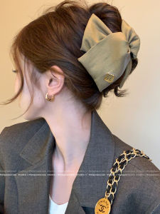 Vintage Shells Triangle Hair Claw Clip Womens Simple Shark Tail Hair Accessories Tea Break Cocoa Daily Use Fabric Hairpin