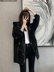 เสื้อแจ็คเก็ตยาวปานกลางสไตล์เกาหลีสำหรับผู้หญิงในช่วงต้นฤดูใบไม้ผลิ เสื้อคลุมกันหนาวแบบมีฮู้ด ทรงเข้ารูป สไตล์วัยรุ่น สวมใส่สบาย