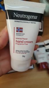 Kem dưỡng da tay cấp ẩm làm mềm da giảm nhăn chống lão hóa Neutrogena Hand Cream 56g - hàng Úc