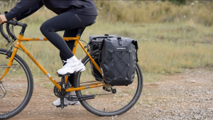 【SG Delivery-Black】ROCKBROS Bike Bag 25L Bicycle Rack Pannier Waterproof Travel Bag Trunk Carrier Bag Bike accessories