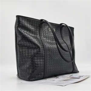 Red Bag Womens Wedding Bridal Bag Niche Style Wedding Bag Womens Large Capacity Handbag Woven Soft Leather Shoulder Tote Bag