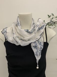 New Chinese Style Bamboo Leaf Pearl Pendant Headscarf Triangle Womens High-End Sensation Spring Summer Fashion Accessories