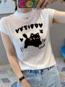 เสื้อยืดแขนสั้นสีขาว แฟชั่น คอกลม สำหรับผู้หญิง ฤดูร้อน 2025 ใหม่ เสื้อชั้นในสุดเก๋ เสื้อตัวบนแบบลำลอง สไตล์เกาหลี แขนสั้น