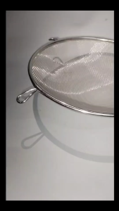 555 MAKAPAL STAINLESS STEEL STRAINER W/ PLASTIC HANDLE & HOOK FOOD STRAINER OIL STRAINER NOODLE STRAINER/SALAAN