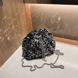 กระเป๋าสะพายข้างผู้หญิง กระเป๋าถือทรงถังดีไซน์เรียบง่ายสไตล์ลำลอง กระเป๋าสะพายข้างแบบสะพายข้างพร้อมสายโซ่แบบลำลอง