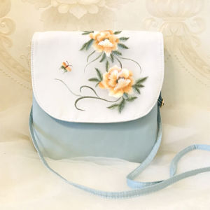 Elegant Embroidered Suzhou Crossbody Bag Single Shoulder Artistic National Style Mobile Phone Purse Soft Polyester Material