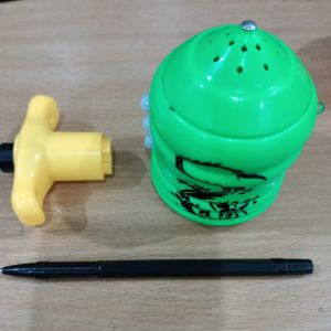 Mainan Gangsing ada lampu dan musik