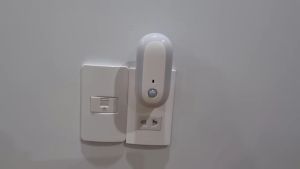 Đèn cảm biển chuyển động hình Ovan tự động sáng vào ban đêm khi có người đến gần ánh sáng kép màu vàng ấm